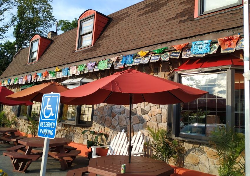 Maya Cafe