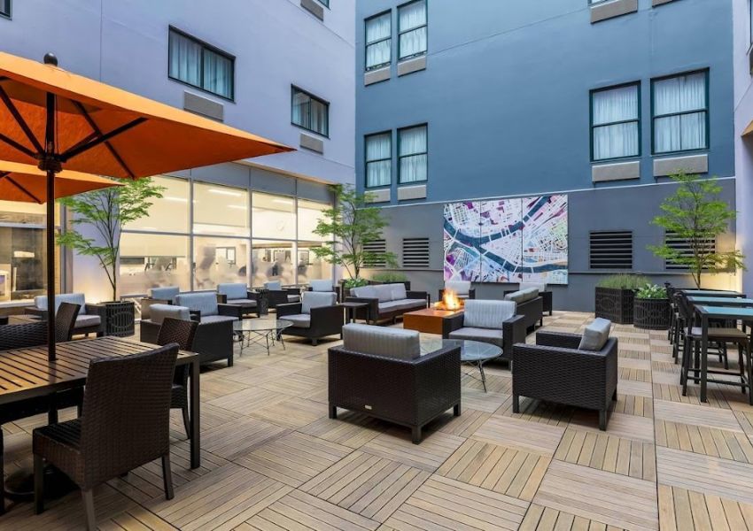 Courtyard Pittsburgh Downtown