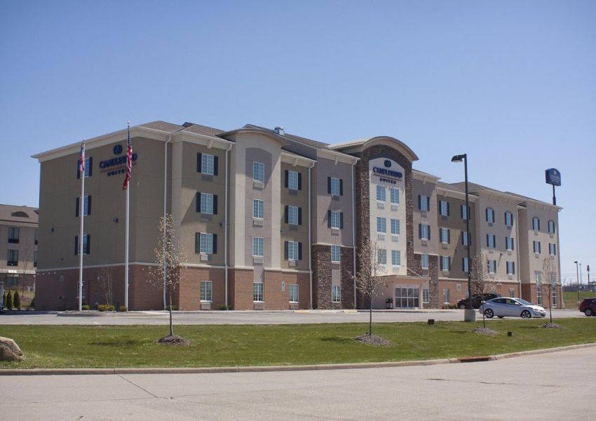 Candlewood Suites Youngstown West – Austintown, an IHG Hotel