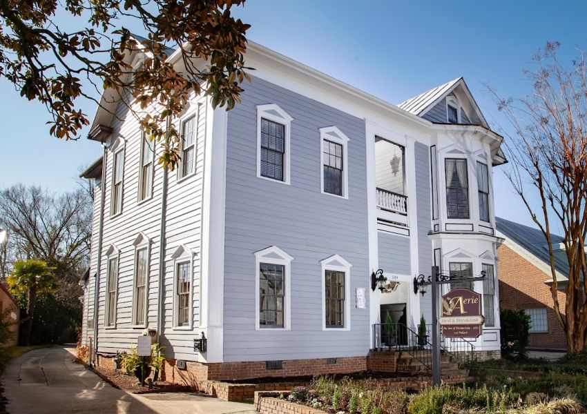 Aerie Bed & Breakfast