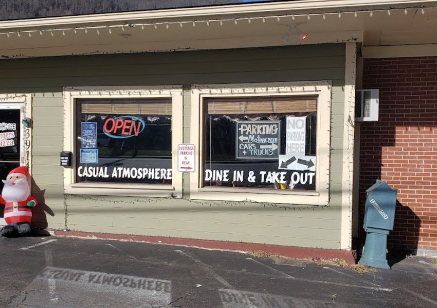 Brickhouse Burgers & Pizza